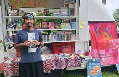 ‘สำลี Book Truck’ : อีกตัวตนของสำนักพิมพ์ ‘P.S.’ ที่ออกเดินทางเพื่อหาตัวตนของคนอื่น ๆ ทั่วประเทศ