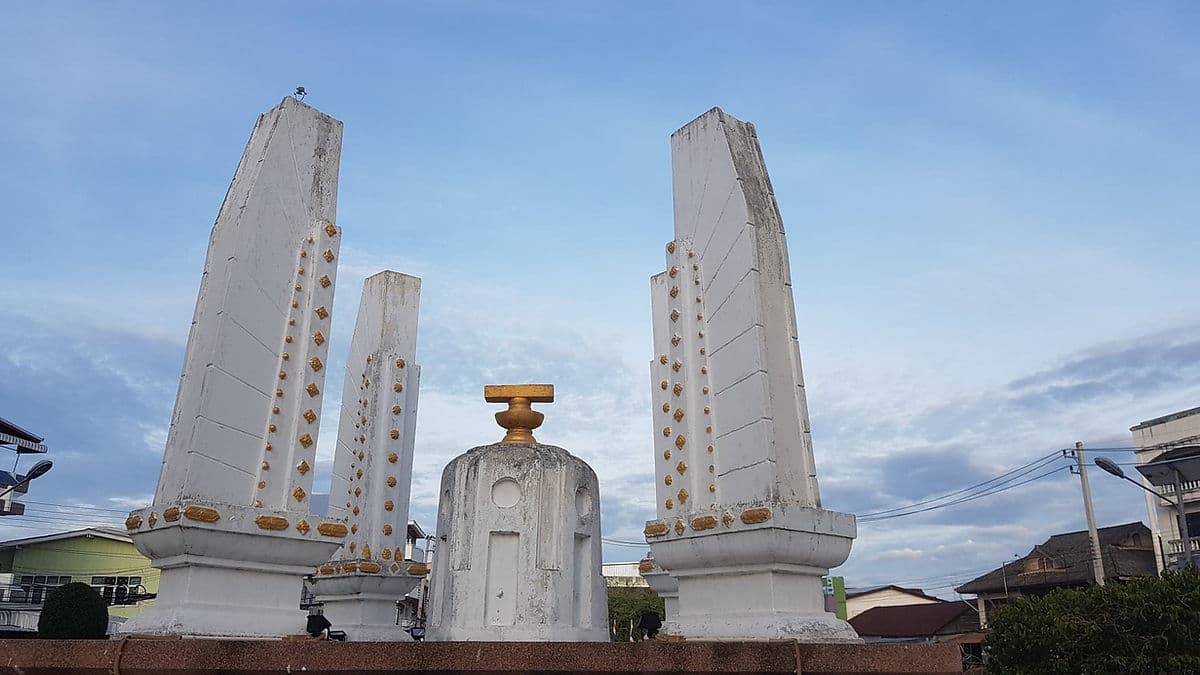 'อนุสาวรีย์ประชาธิปไตย' หลักฐานการตื่นรู้ร่วมสมัยของคน'ภูเขียว'
