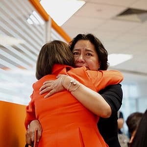 บันทึกประวัติศาสตร์ : น้ำตาหล่นบนไทยซัมมิท-ยุบพรรคอนาคตใหม่